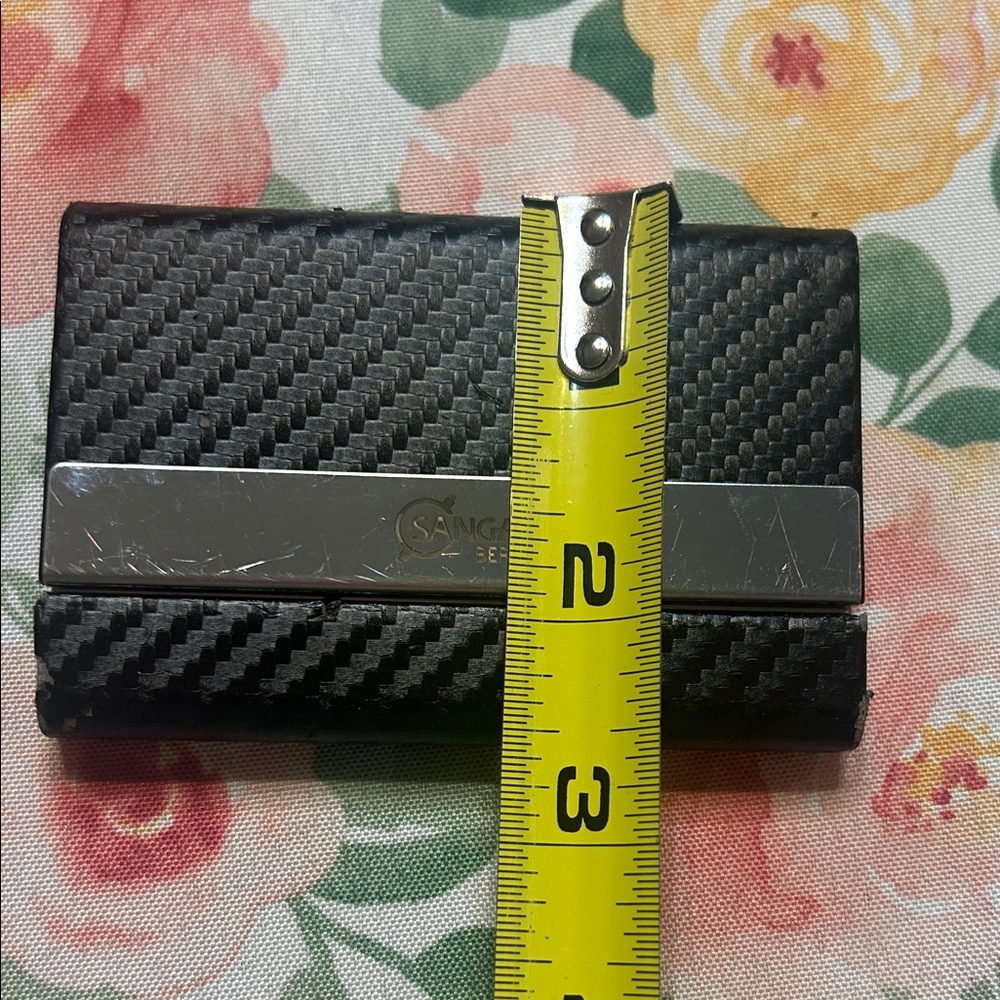 Black Carbon Fiber Magnetic Card Wallet Sangati Berga - Picture 5 of 5